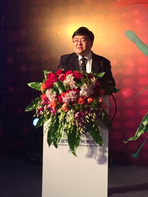 福莱副总裁、飞利浦团队中国区负责人马世骏代表企业品牌传播类获奖人发言
